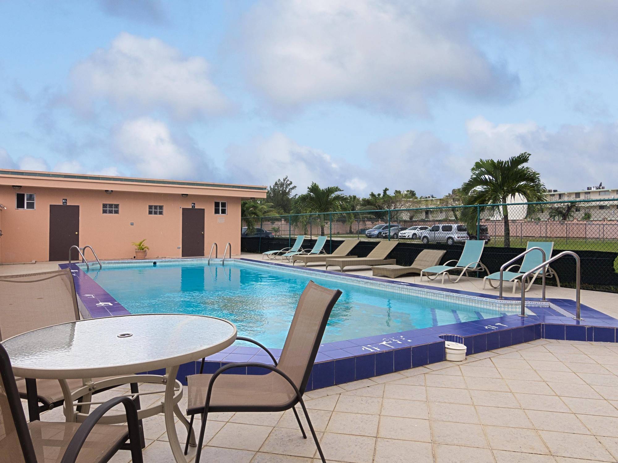 Wyndham Garden Guam Hotel Tamuning Exterior photo