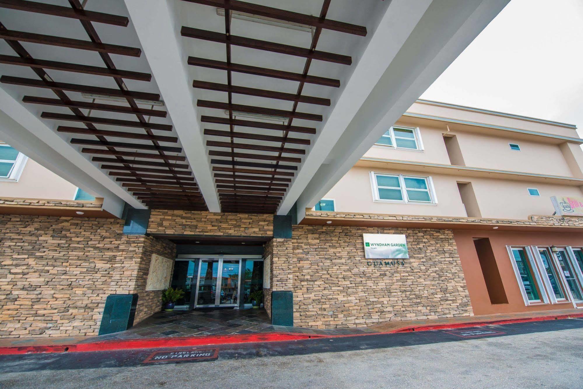 Wyndham Garden Guam Hotel Tamuning Exterior photo