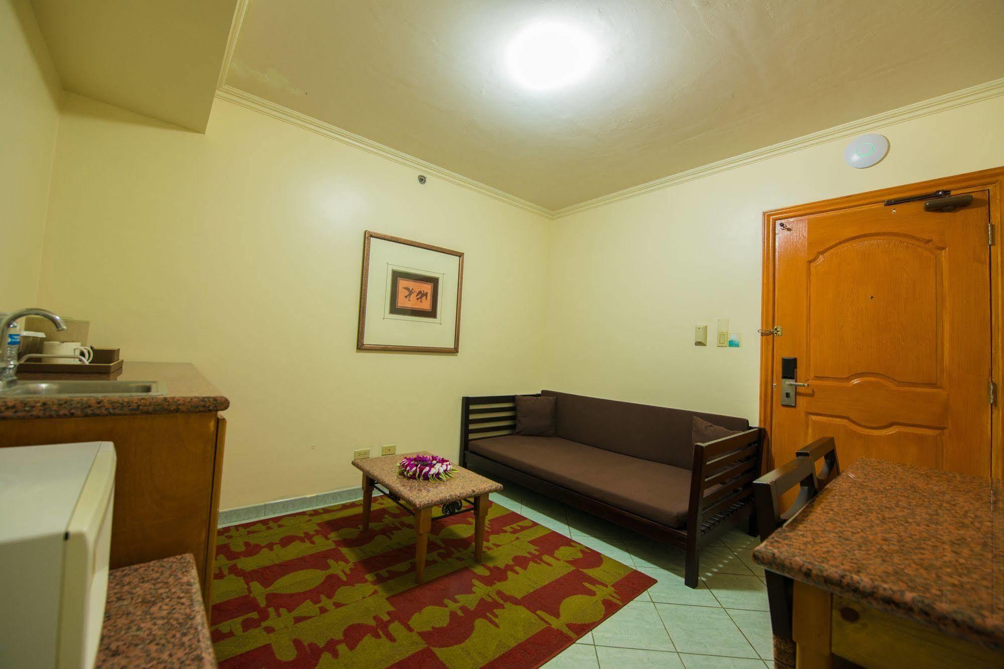 Wyndham Garden Guam Hotel Tamuning Exterior photo